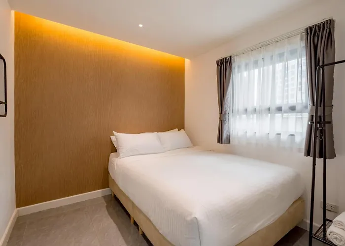 Cj Eland Sukhumvit36 Bts Thonglor Hostel