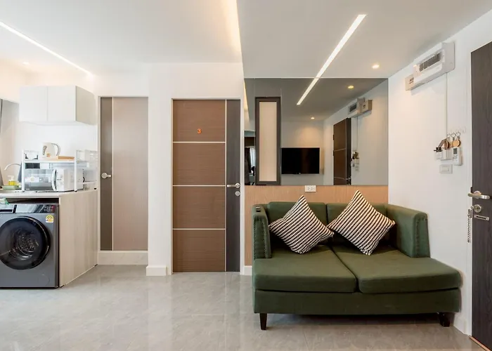 Cj Eland Sukhumvit36 Bts Thonglor Hostel *
