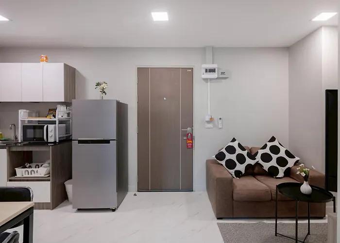 Cj Eland Sukhumvit36 Bts Thonglor Hostel