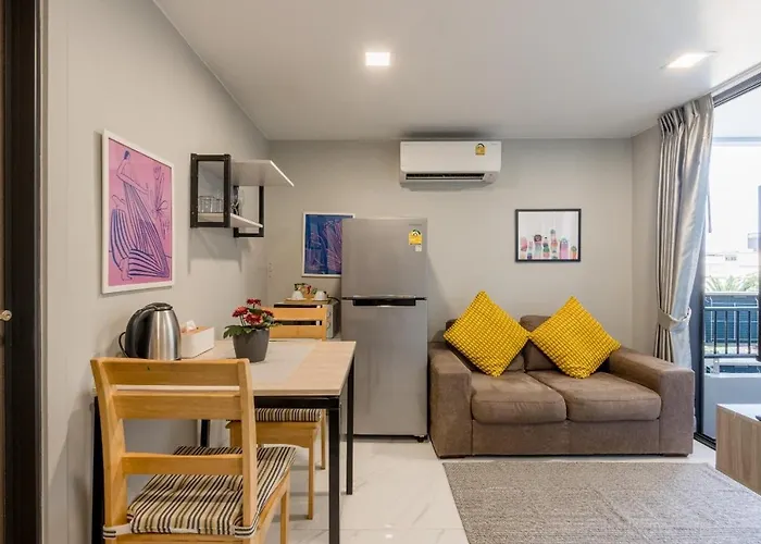 Hostel Cj Eland Sukhumvit36 Bts Thonglor Bangkok