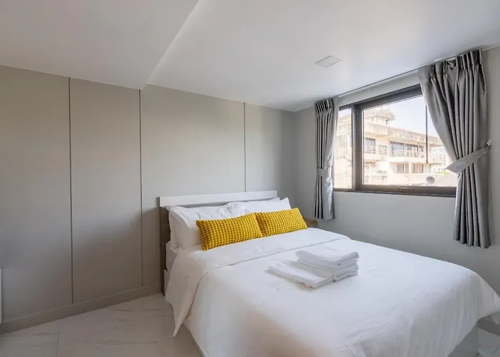 Cj Eland Sukhumvit36 Bts Thonglor Hostel Bangkok