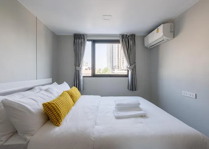 Cj Eland Sukhumvit36 Bts Thonglor Hostel