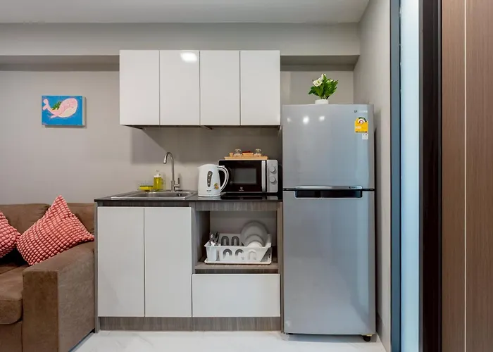 Hostel Cj Eland Sukhumvit36 Bts Thonglor Bangkok