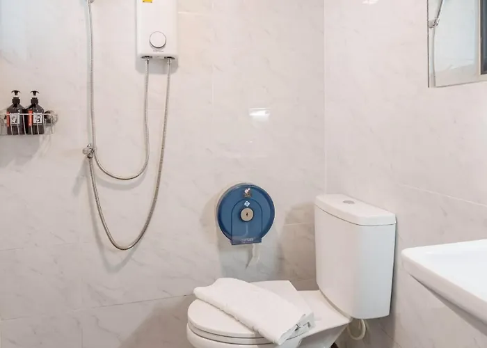 Cj Eland Sukhumvit36 Bts Thonglor Hostel *